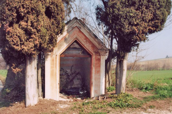 Edicola votiva di Valle Oscura, via al restauro